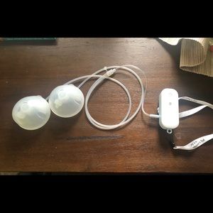 Freemie cups and Mommy’s Tail pump.